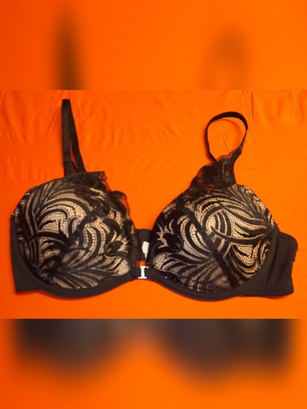 Adore Me Layla Plunge Black Lace Contour Push-Up Underwire Bra Size 34C w/Bling